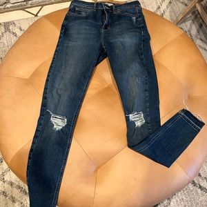 Topshop high waisted skinny jeans.  Size 28 inseam 34